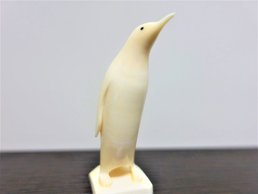 指定鯨類科学調査法人 一般財団法人 日本鯨類研究所所蔵クジラアイテム Vol 2クジラの歯を原料とする工芸品編 耳ヨリくじら情報 くじらタウン